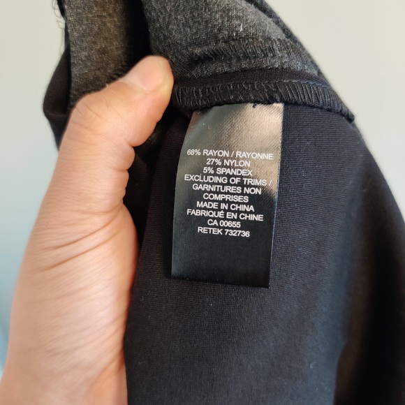 RW&Co. Black/gray bodycon dress with side slit and mid back - Picture 5 of 5